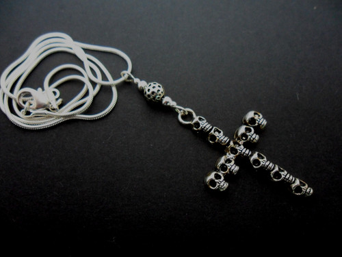 Lovely tibetan silver skull - a,