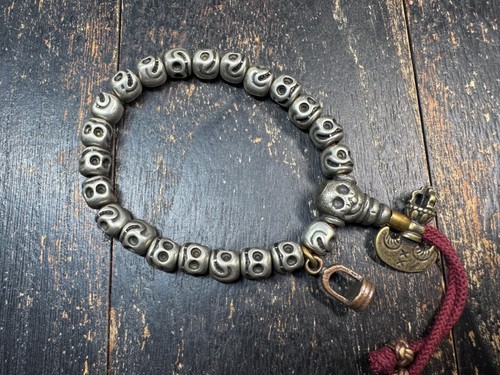Brass skull bead bracelet - brass,