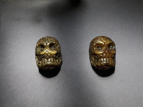 Pics hand carved - pics, yak